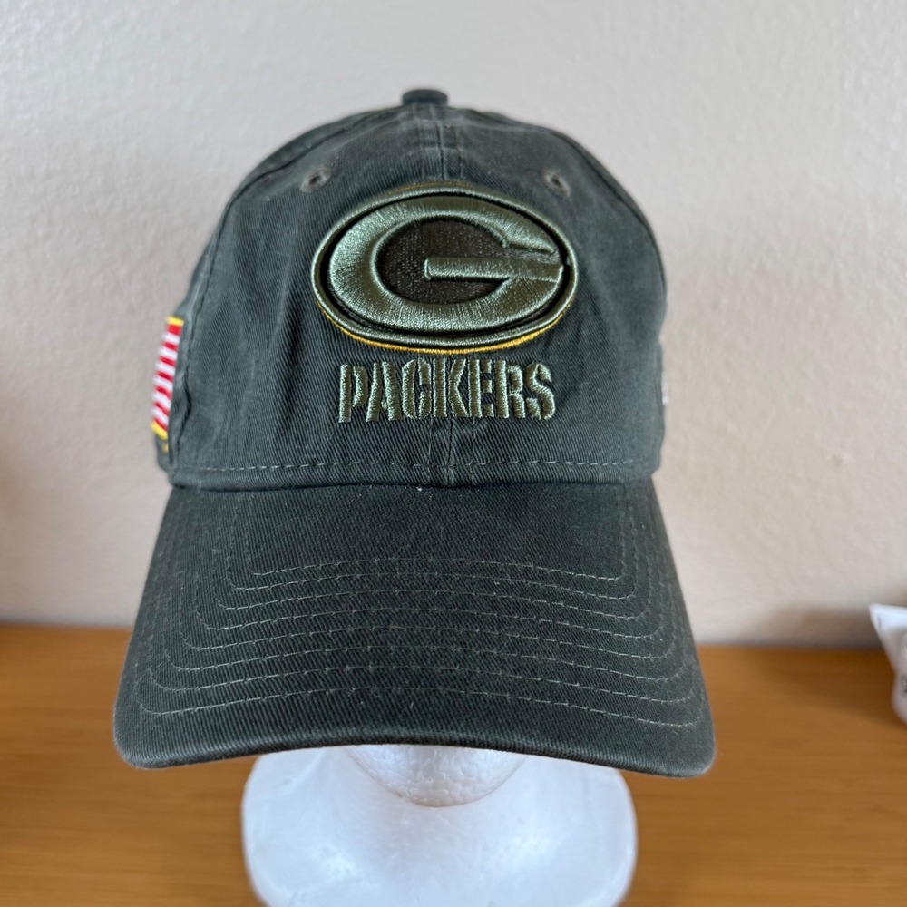New Era 9TWENTY Salute to Service Hat Mens OSFM Olive Green Bay Packers USA Flag